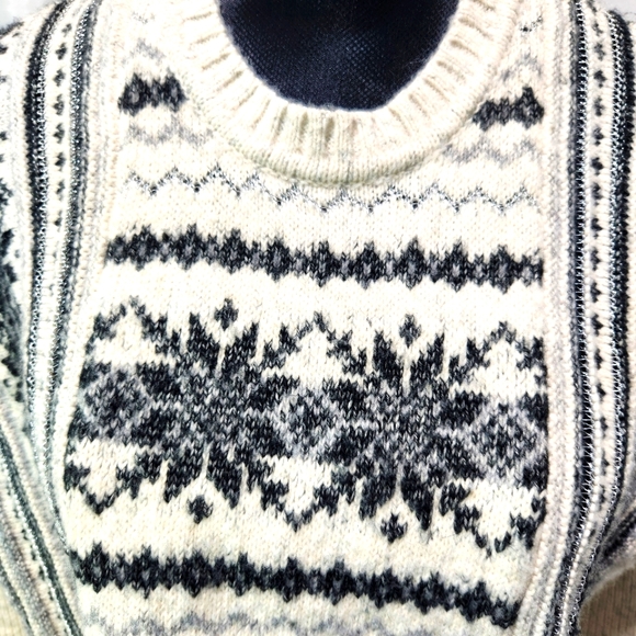 CABI Snowflake Holiday Cottagecore Knit Pullover Sweater (XS, fits big) - Picture 5 of 13